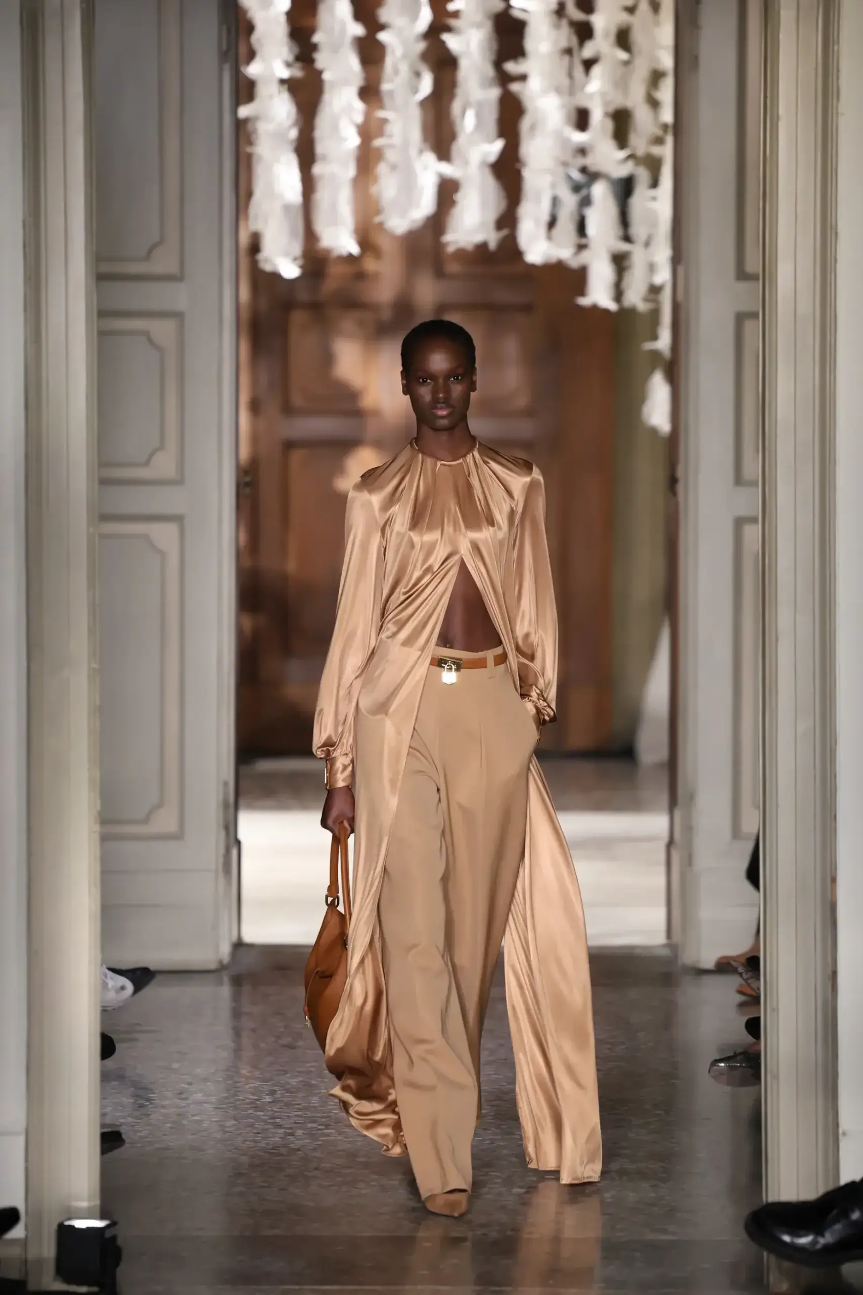 Elisabetta Franchi FW26: Light, Power, and Individuality.