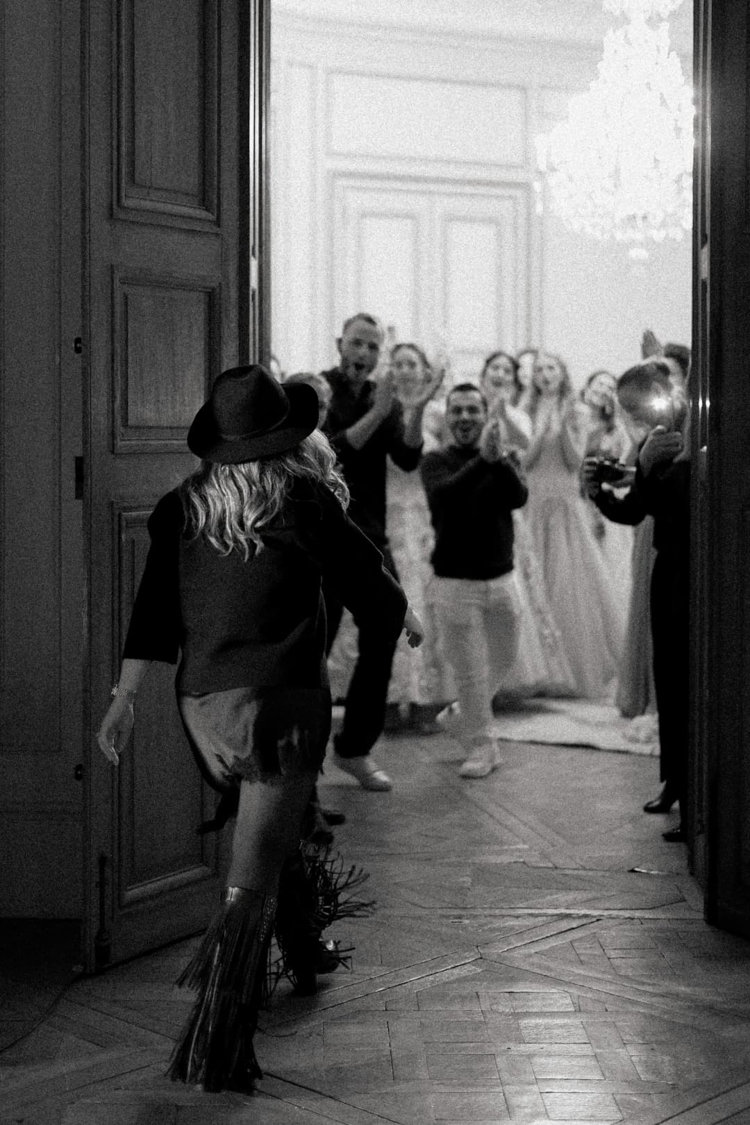 Nour Muhtaseb Paris Debut: \"The Tapestry of Time\" at Maison de l'Amérique Latine