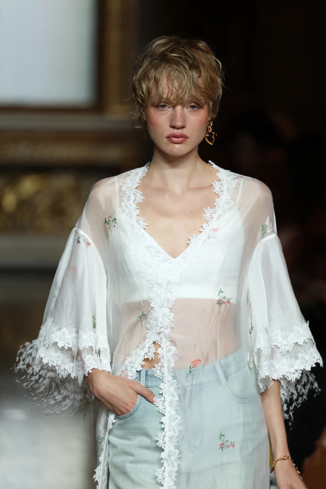 SARAWONG SS26: \"NOWHERE\" – The Diamond Sutra on the Runway