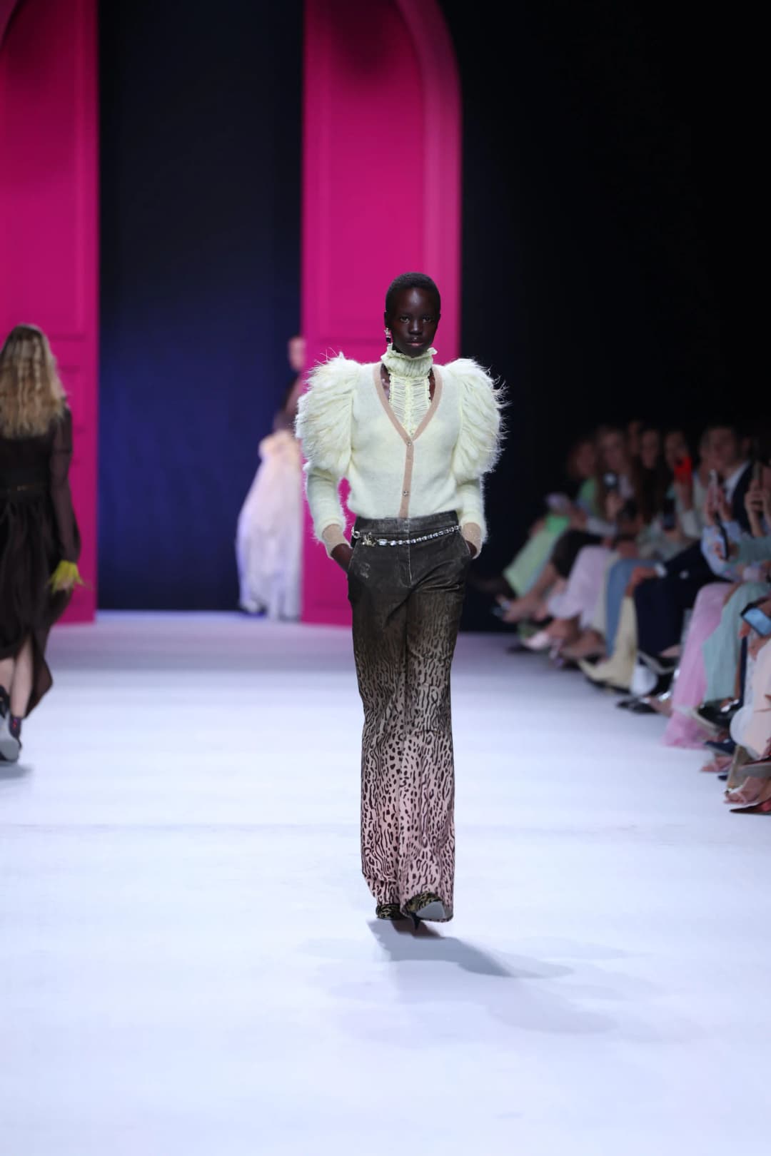 Genny FW26: elegance, structure, and identity at Milan Fashion Week