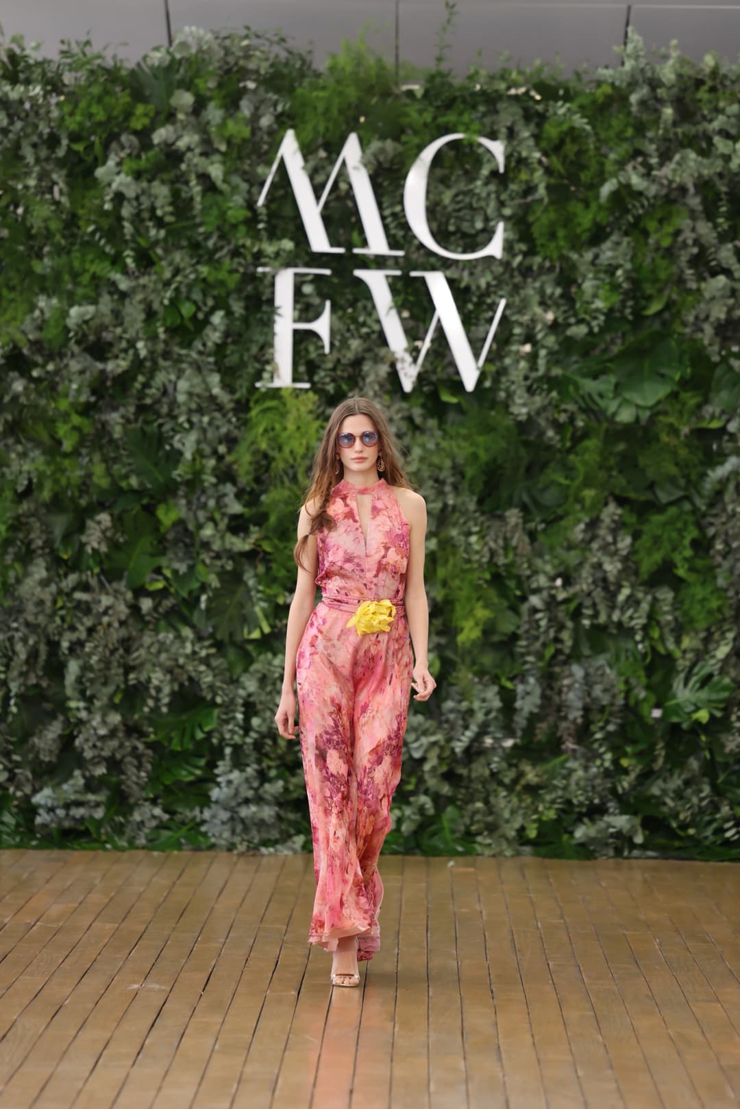 MCFW-Daphne Milano: The Triumph of New Boho-Chic at the Yacht Club