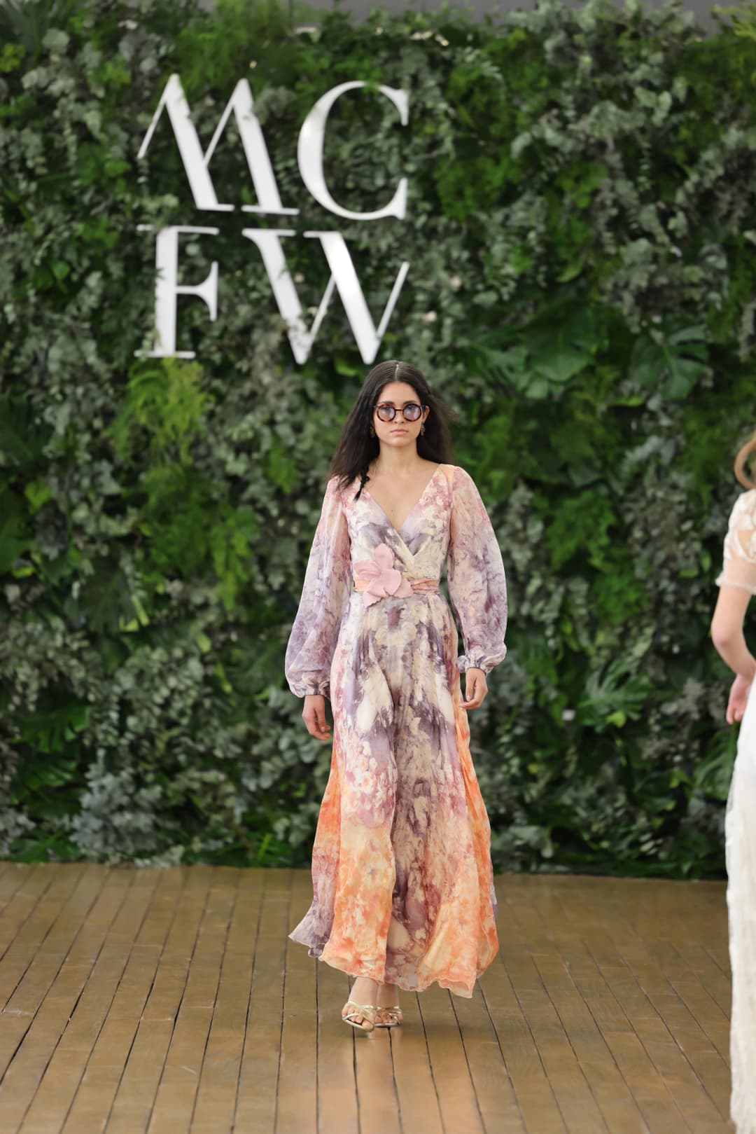 MCFW-Daphne Milano: The Triumph of New Boho-Chic at the Yacht Club